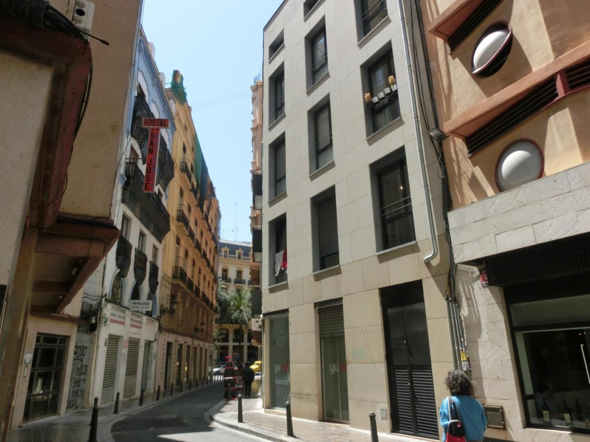Total Valencia Apartment Exterior photo