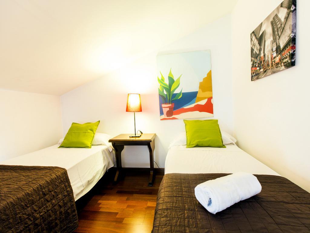 Total Valencia Apartment Room photo